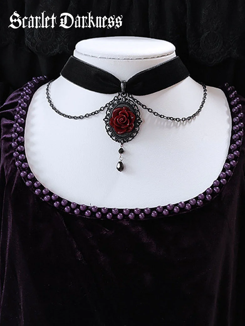 Gothic Dark Rose Choker - Image 3