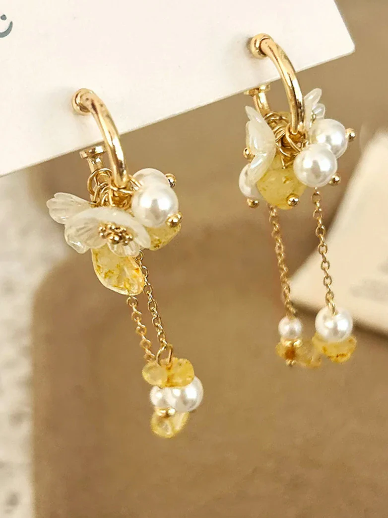 Vintage Tassel Flower Earrings - Image 3
