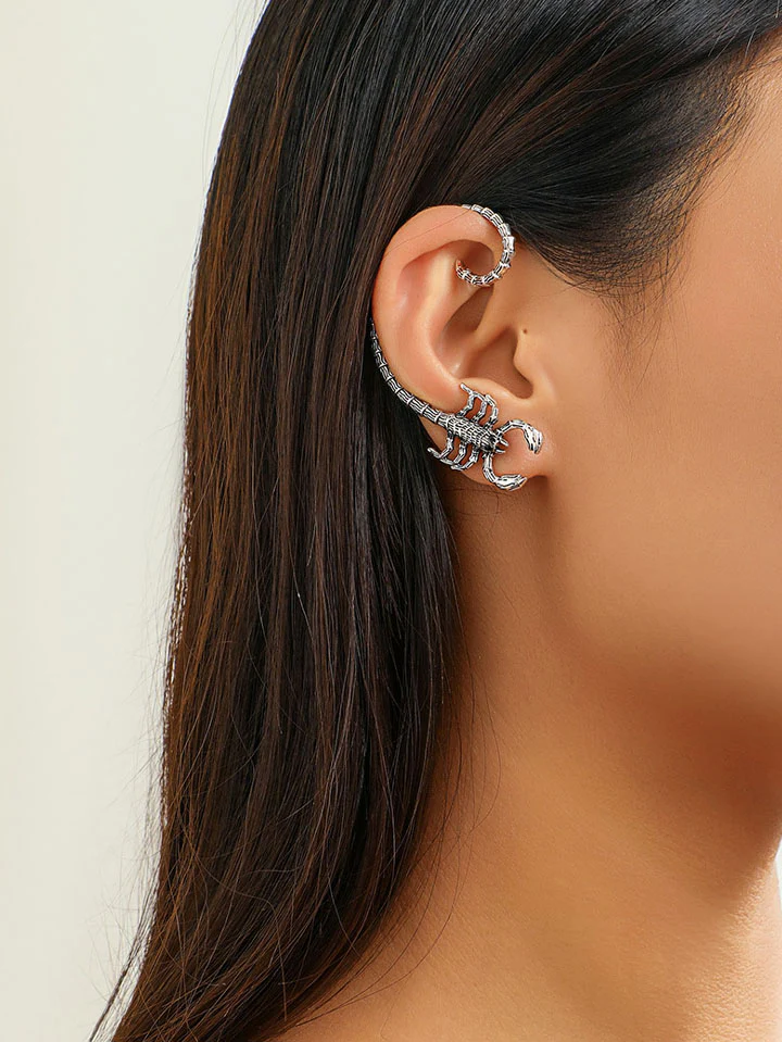 Gothic Punk Scorpion Ear Clips - Image 4