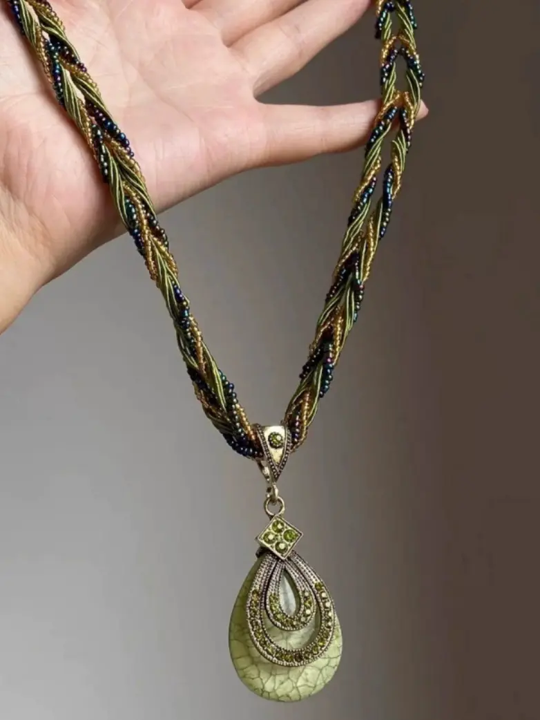 Renaissance Forest Teardrop Rhinestone Pendant Necklace - Image 2
