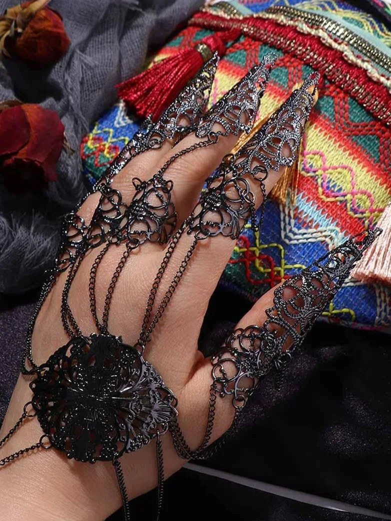 Gothic Witch Finger Chain - Image 3
