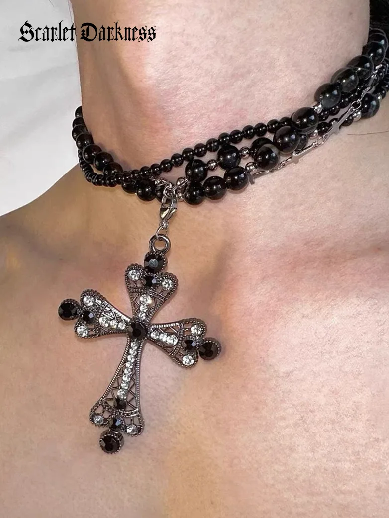Gothic Vampire Black Stone Necklace - Image 2