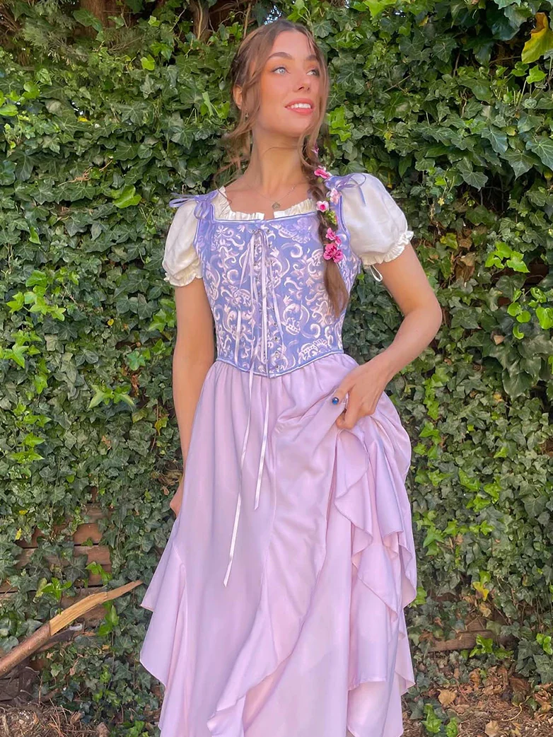 Scarlet Darkness Renaissance Fantasy Princess Costume - Image 3