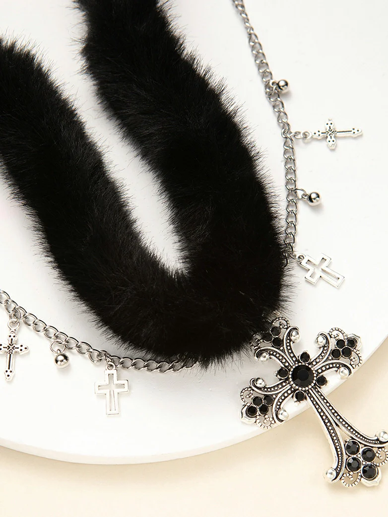 Gothic Feather Collar Necklace - Image 3