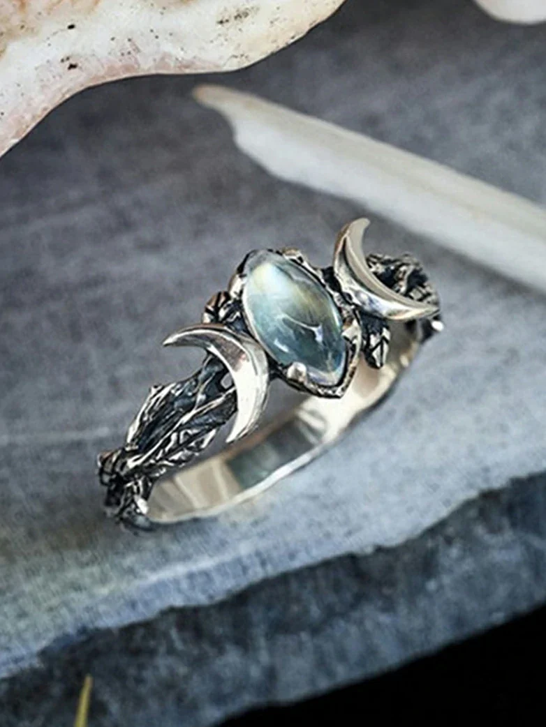 Renaissance Gemstone Open Ring - Image 5