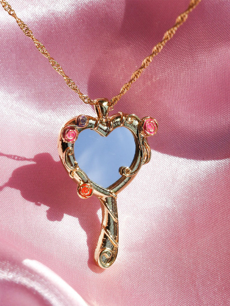 Cosplay Barbie Character Necklace - Image 3