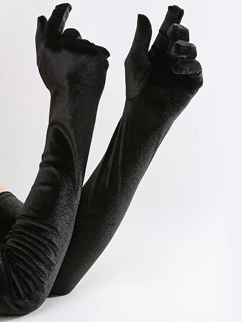 Velvet Gloves for Evening Gowns - Image 4